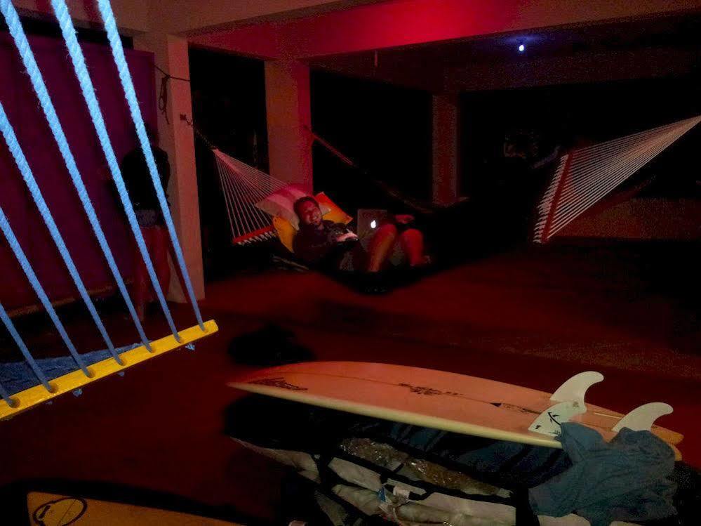 Bed and Breakfast Wssm Surf House Aguadilla Exterior foto