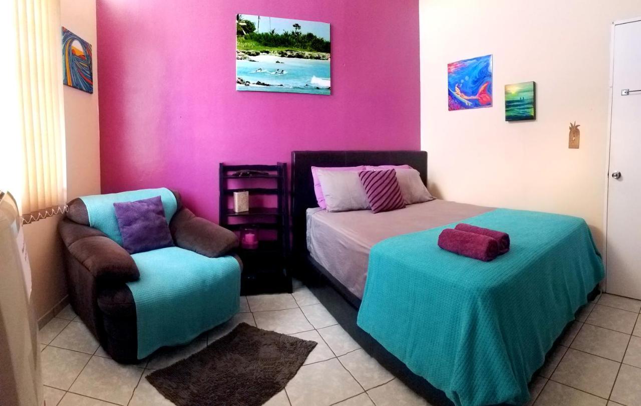 Wssm Surf House Bed and Breakfast Aguadilla Exterior foto