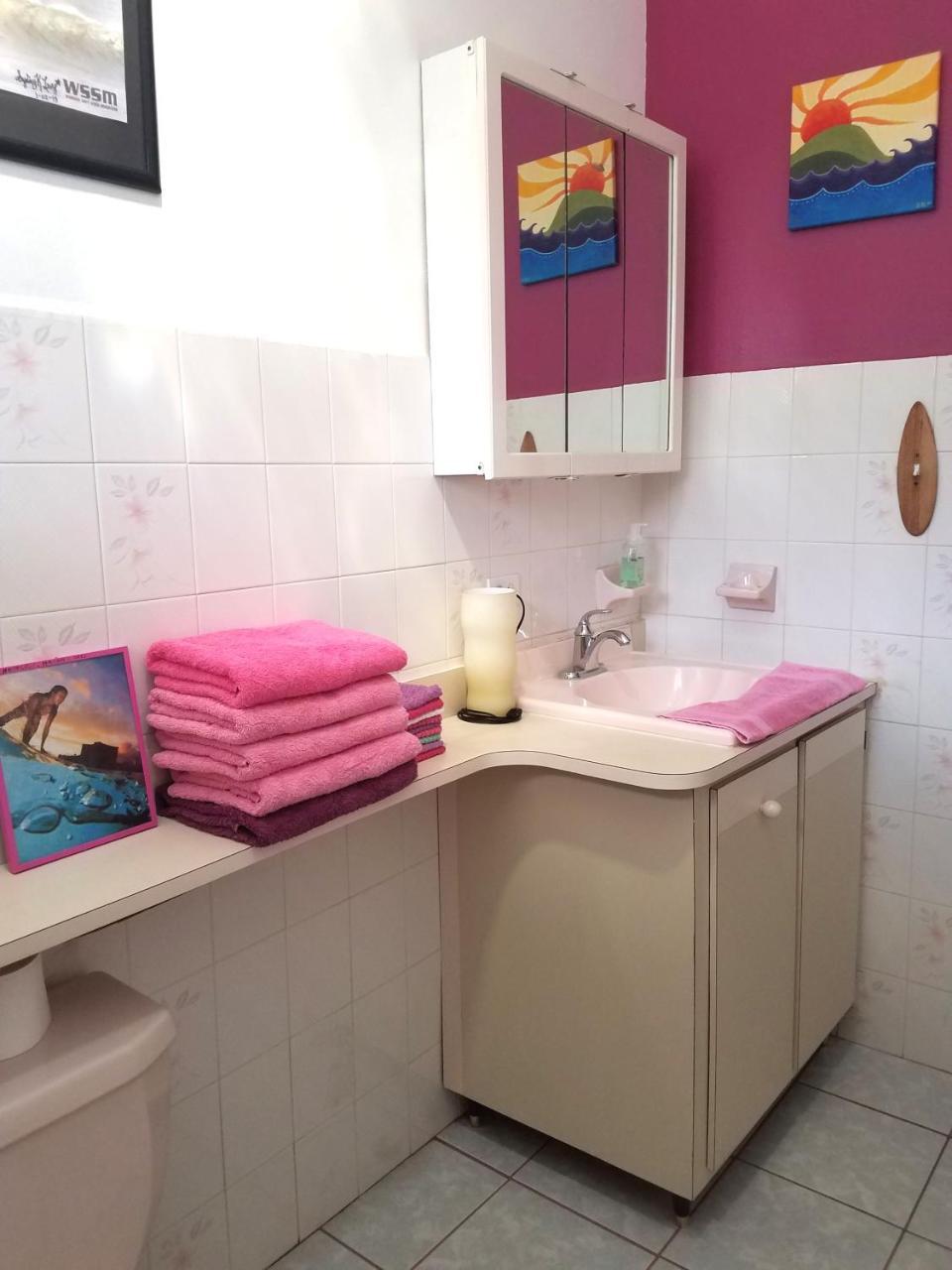 Bed and Breakfast Wssm Surf House Aguadilla Exterior foto